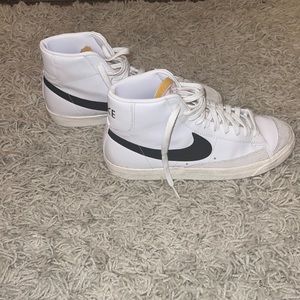 Nike Blazer Sneakers only worn once